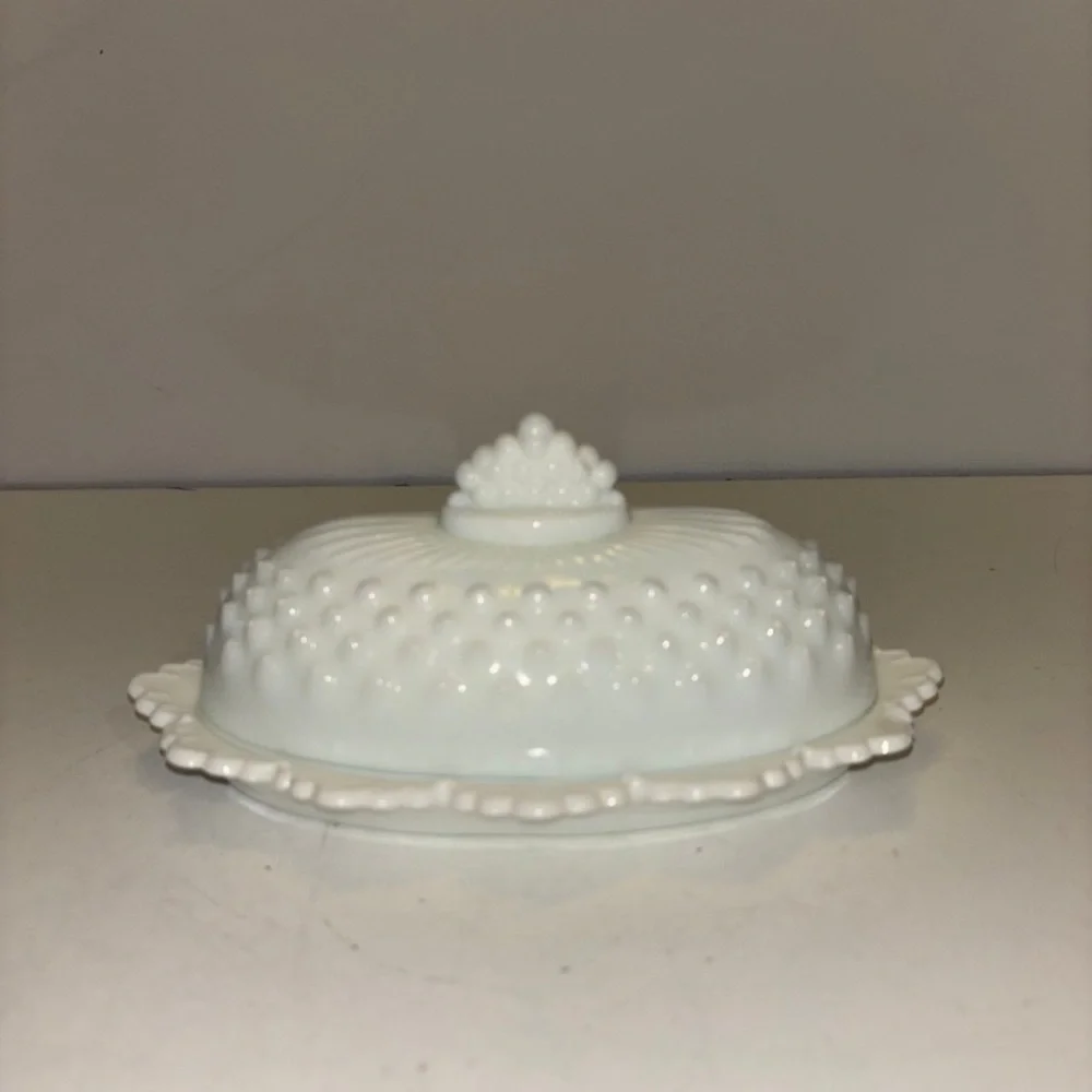 Vintage Fenton White Milk Glass Hobnail Oval Covered Butter Dish